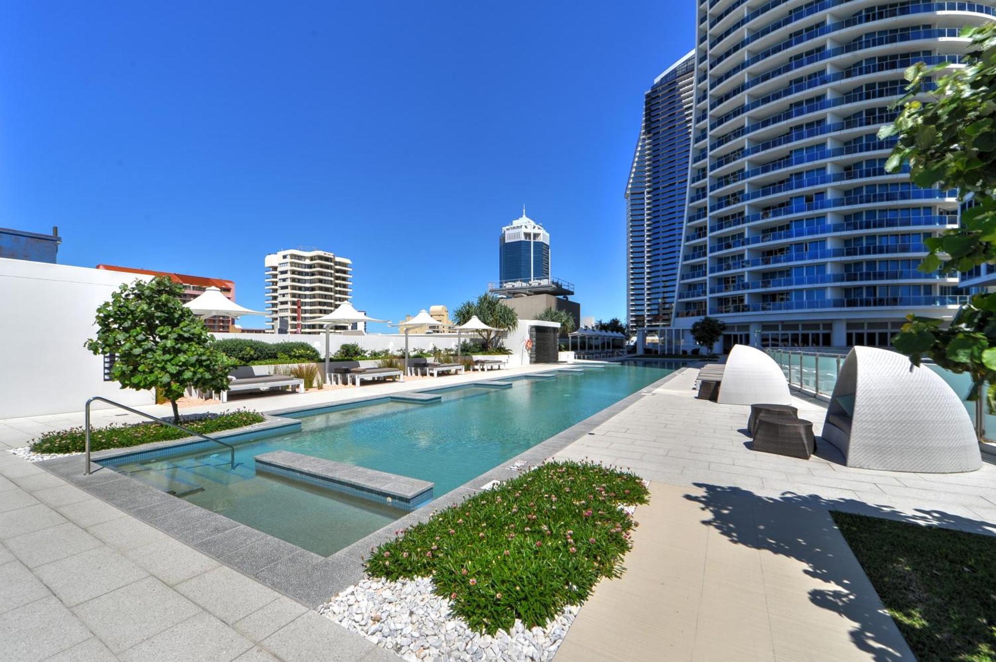 Apartment 1 Bedroom Hinterland In Surfers Paradise - Q
