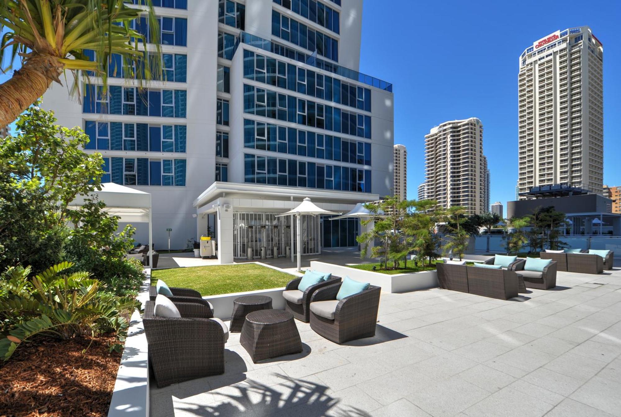Apartment 1 Bedroom Hinterland In Surfers Paradise - Q Gold Coast