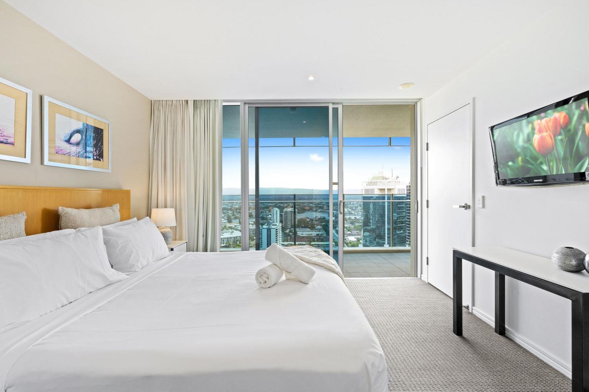 1 Bedroom Hinterland In Surfers Paradise - Q *