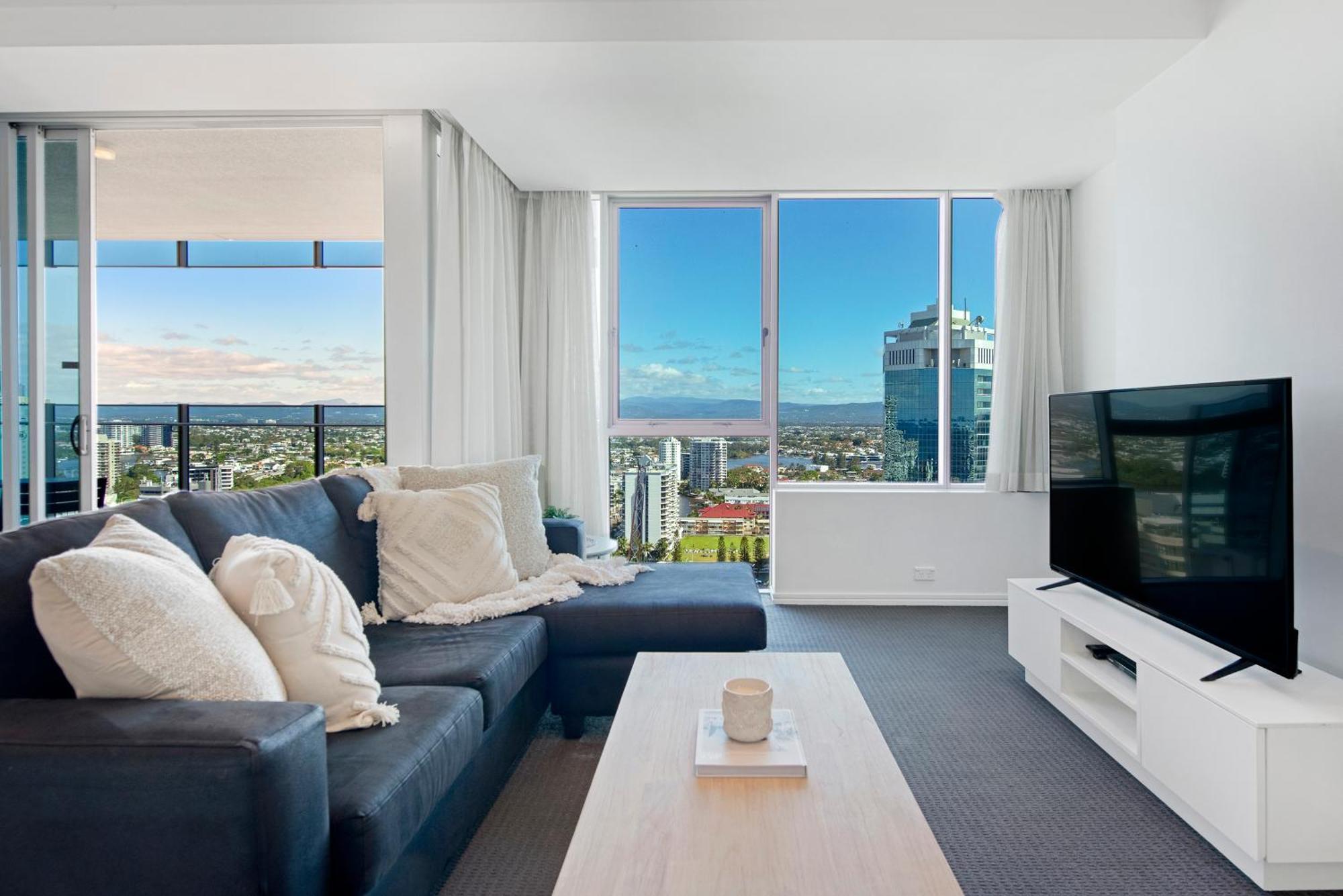 1 Bedroom Hinterland In Surfers Paradise - Q Apartment